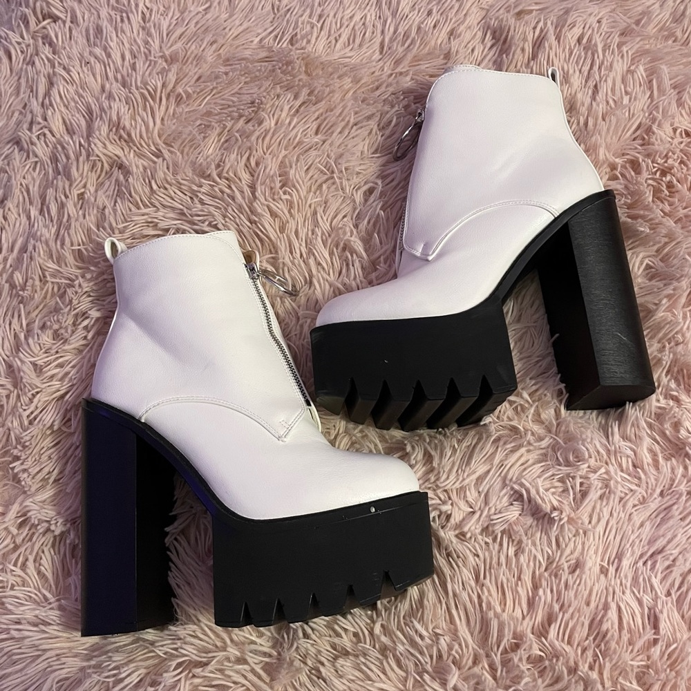 High Heeled White Boots